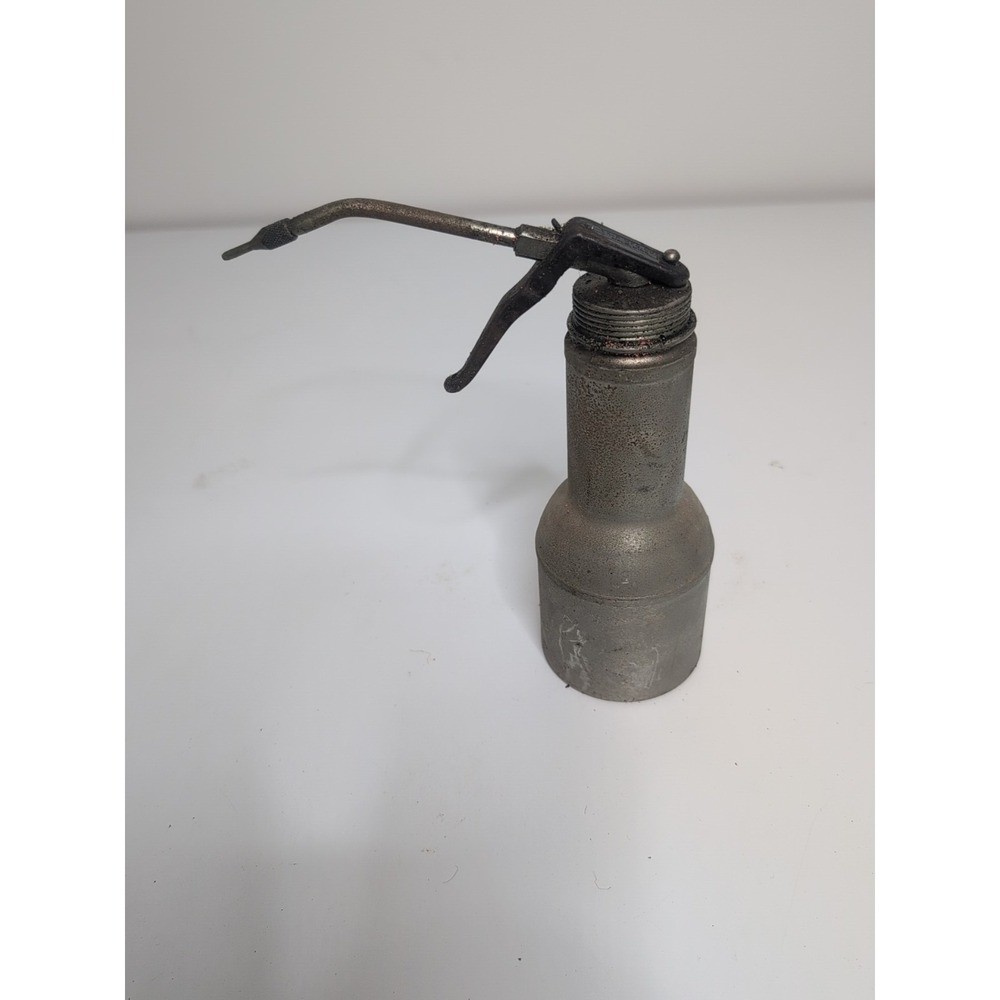 Vintage K-P Mfg. Co. Trigger Oiler Oil Can Minneapolis Minnesota Pump Action